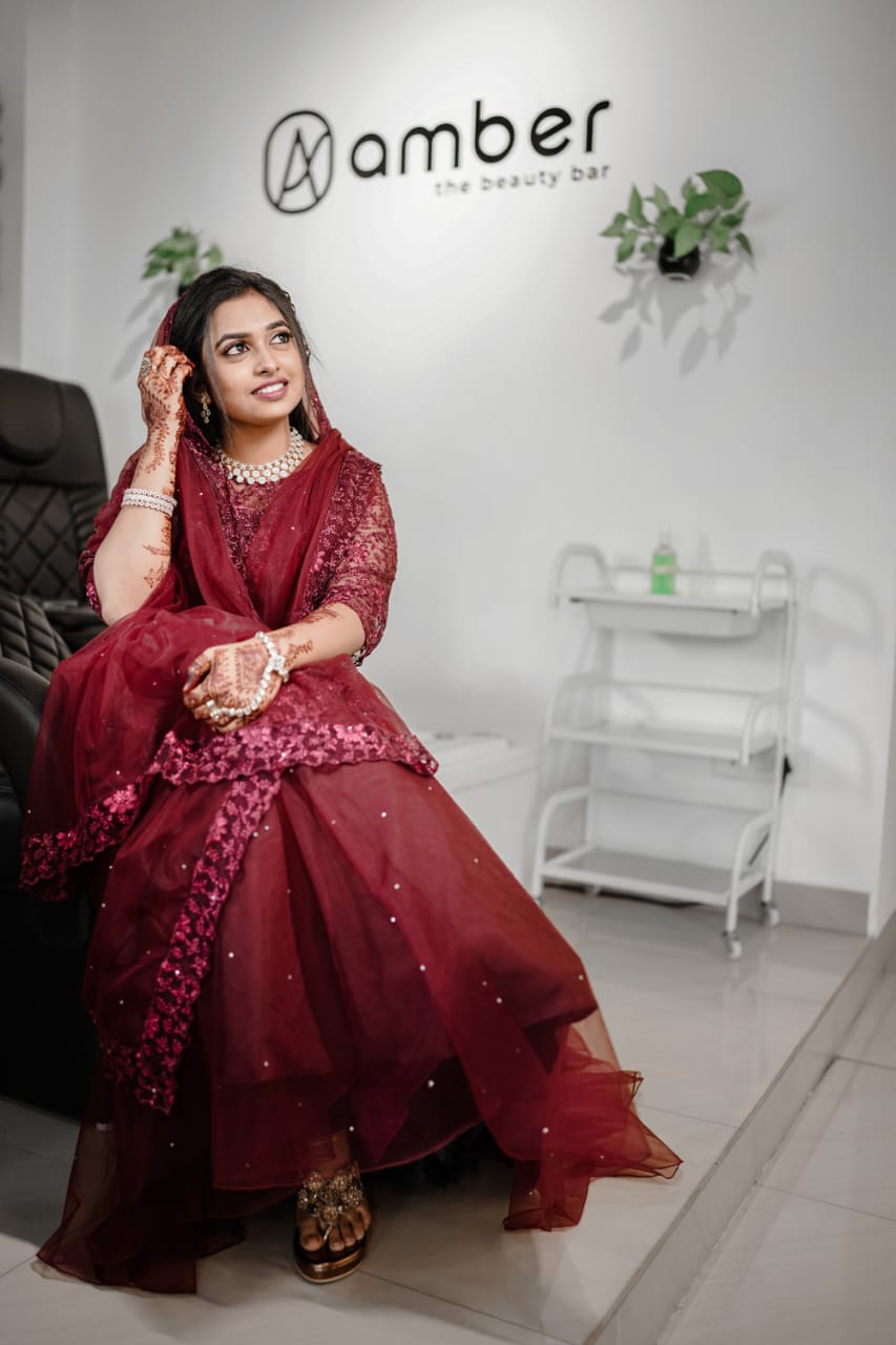 AMBER the beauty bar UNISEX SALON & MAKEUP STUDIO